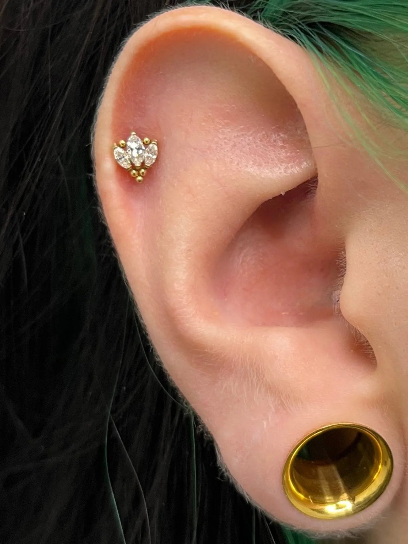 Titanium - Push Pin Flat Back Piercing Crystal Lotus